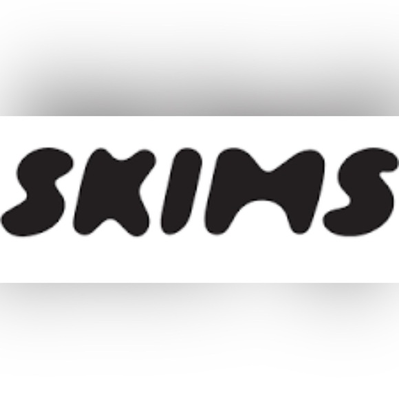 NEW, SKIMS Ochre Nude Fits Everyone Micro String Thong Size 3X New with Tags - Picture 2 of 10